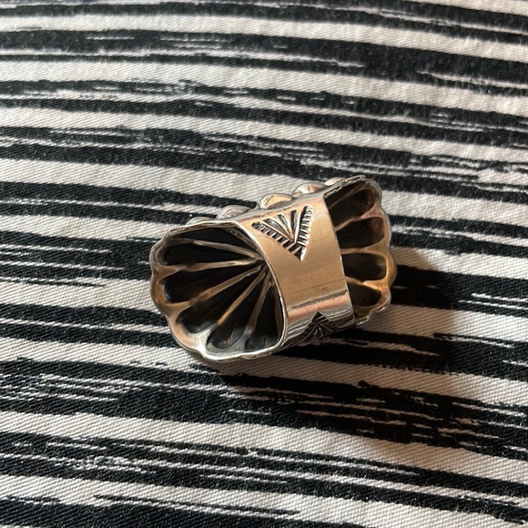 DISCONTINUED GOLDIE LEW “JILLY RING” - Picture 3 of 3